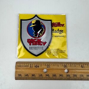 Vtg 90s Dick Tracy Detective Pin Applause Sealed Orig Package w Cardboard READ